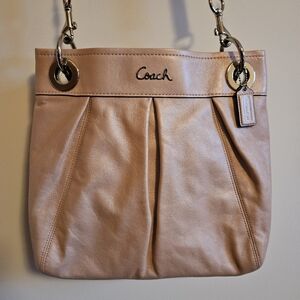 Coach Ashley SV/Powder Pink Leather Hippie Women's Bag NWT